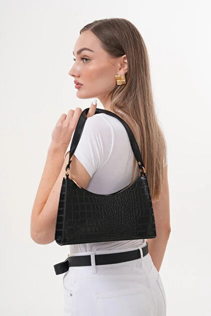 Meghan Purse