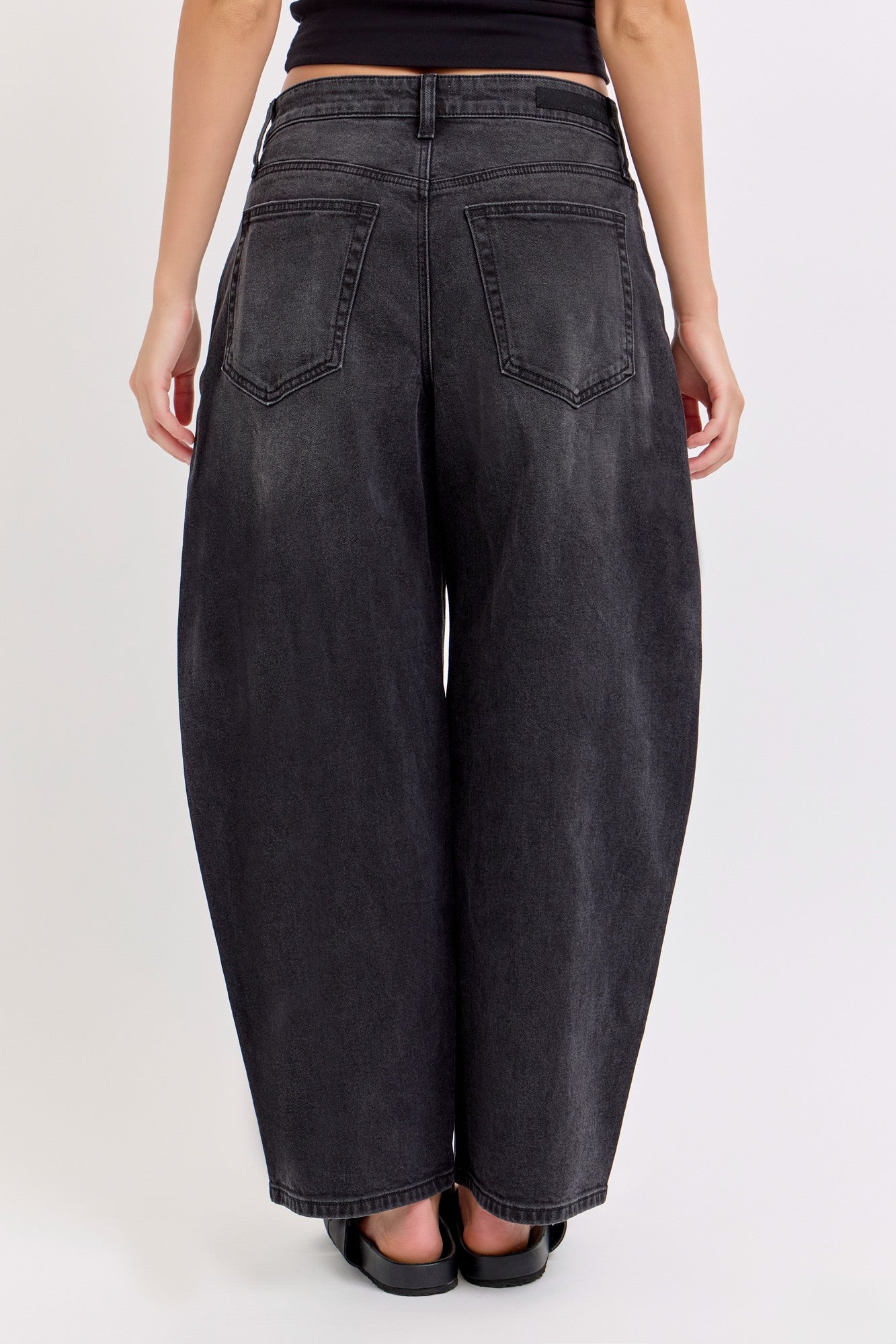 Dahlia Barrel Jeans