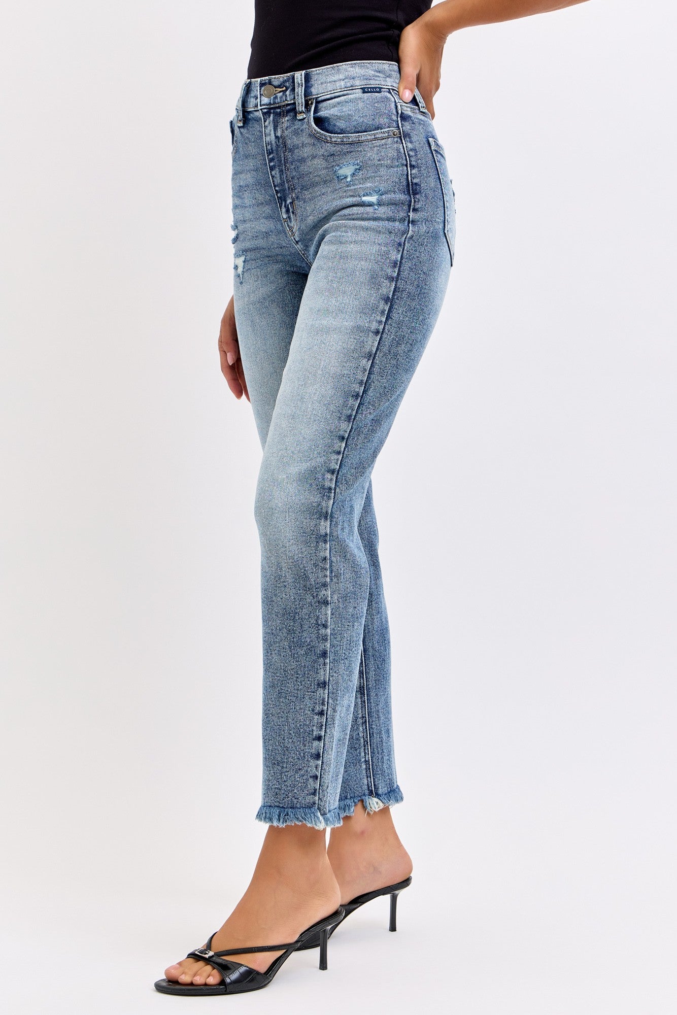 Gera High Rise Mom Jeans
